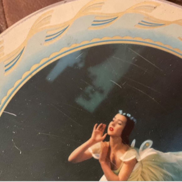 Vintage Jacob & Co Ballerina Ballet Biscuit Tin Rare Empty Round 8” X 4” England - Picture 3 of 8